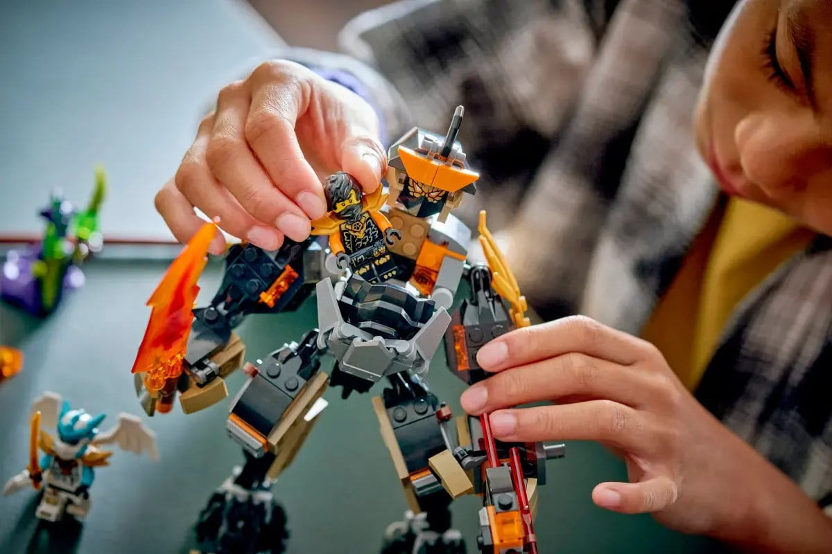 ᐈ Конструктор LEGO Ninjago Миссия Меха и Дракона Коула 71854