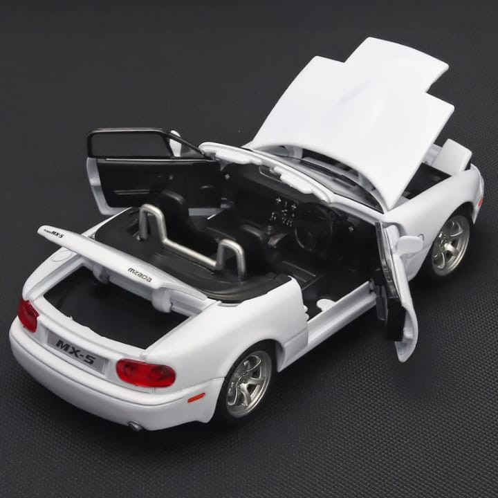 ᐈ Машинка Mazda MX-5 Miata, металл, белая - ✓ выгодная цена и