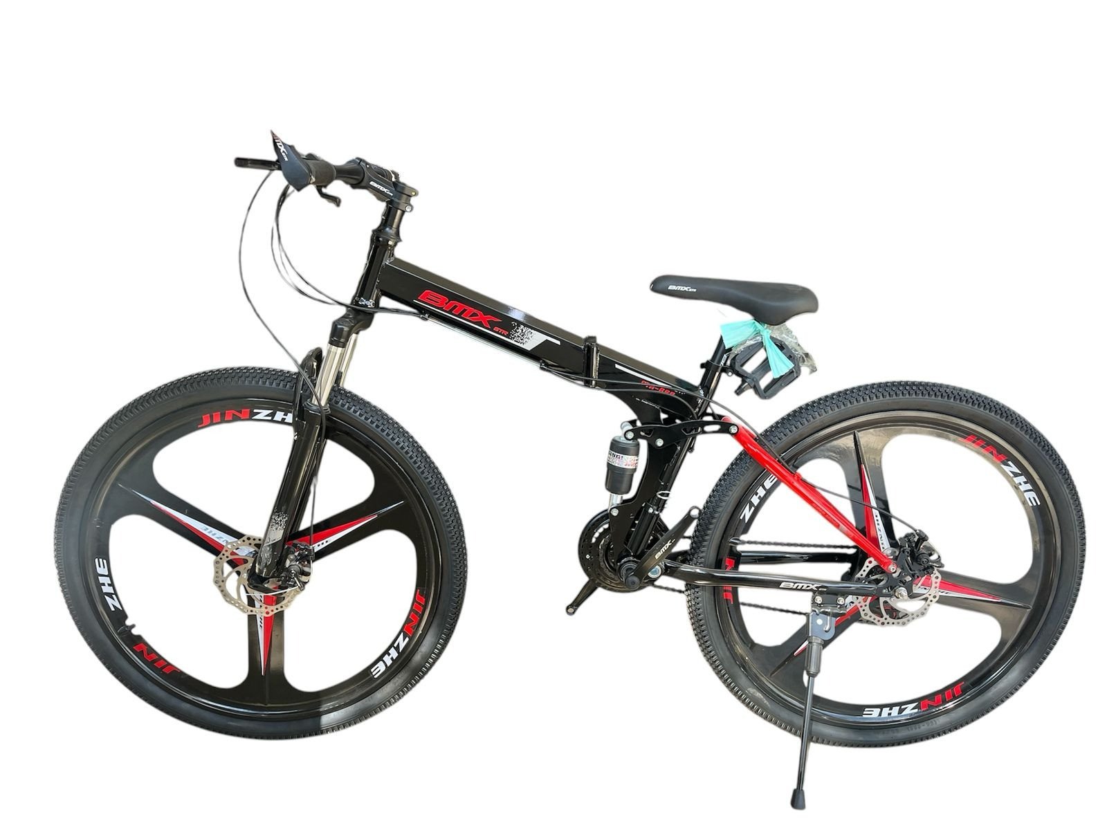 Chick telbalarcha sikishga intiladi Suv bilan onanizm