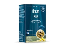 Сандалдардағы түсірілген трусикалардың суреті