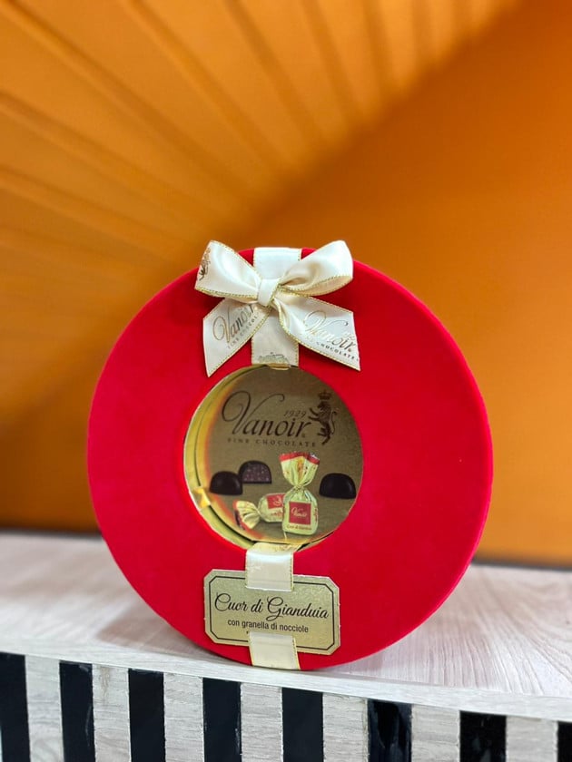 Şokolad konfetlər Vanoir Cuor di Gianduia 210 q