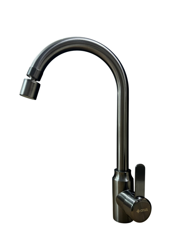 Dachada semiz etuk qoshnini sikdi Yaramas qizlar porno