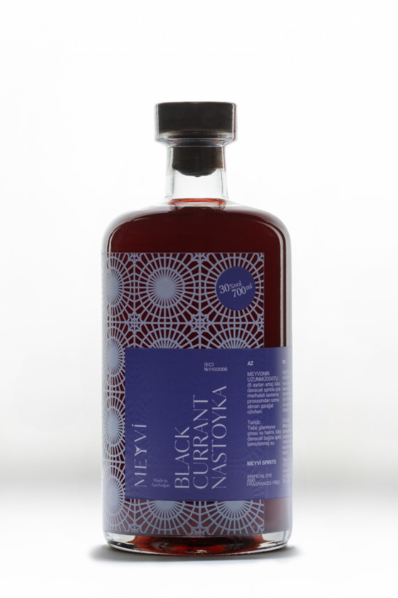 Qarağat nastoykası MEYVİ, 30%, 700 ml
