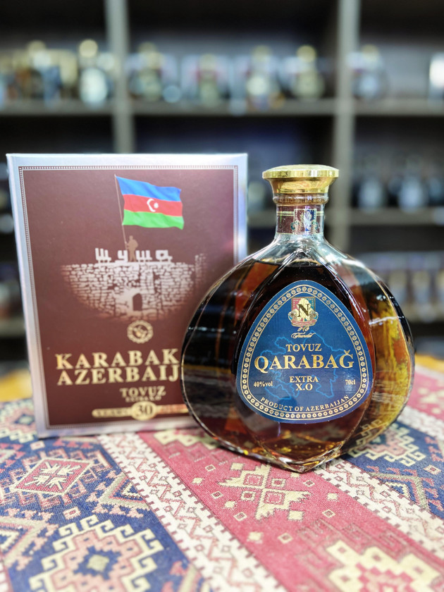 Konyak Qarabağ Extra X.O 30 illik, 700 ml