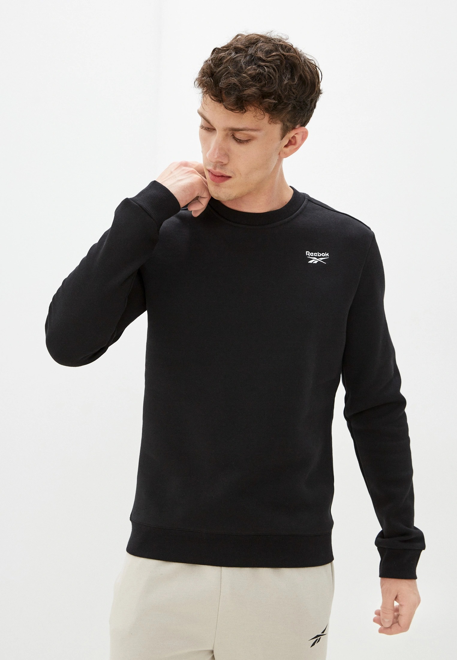 Свитшот мужской Reebok Fleece Crew GR9199, черный, размер XS - купить в  Баку. Цена, обзор, отзывы, продажа