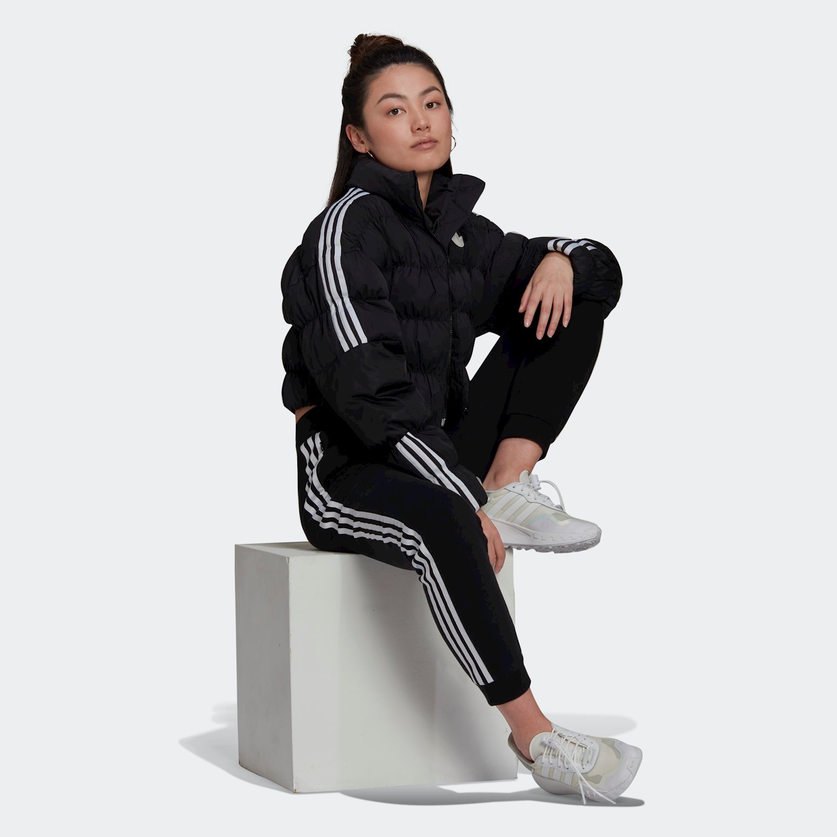 Куртка женская Adidas GU1770, черный, размер 36 - купить в Баку. Цена ...