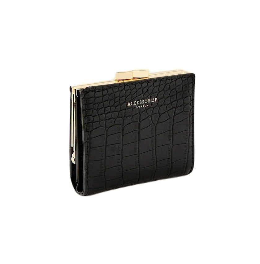 Accessorize wallets online