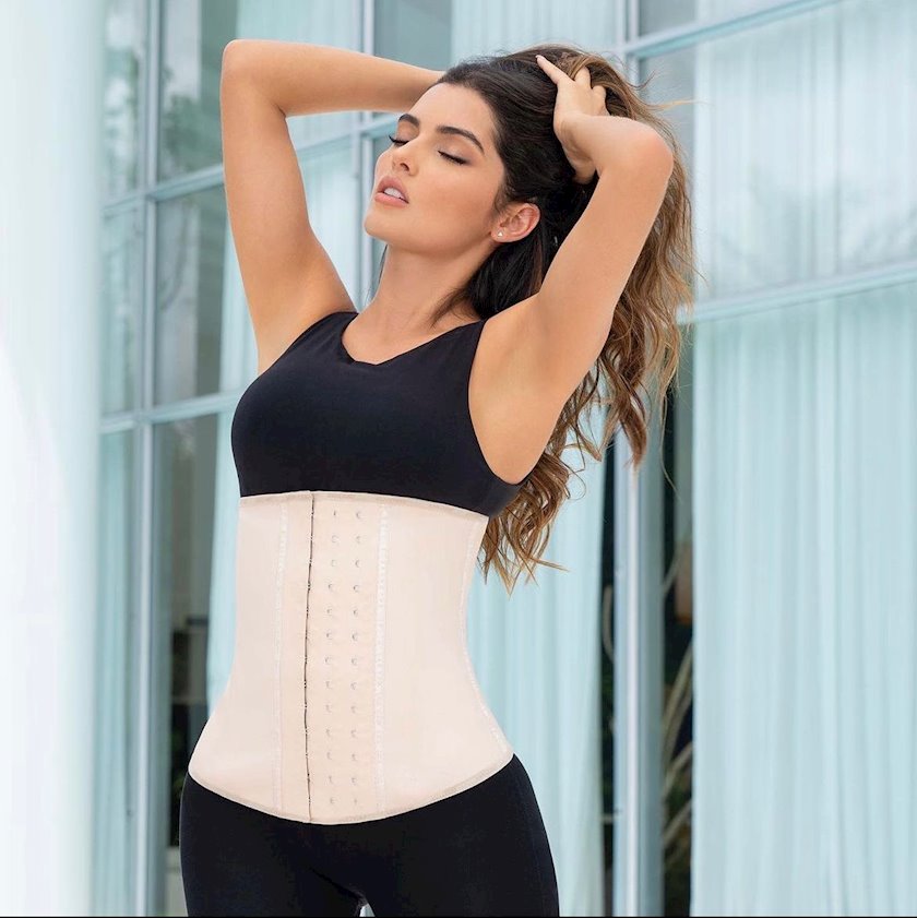 Бірінен соң бірі жалайды