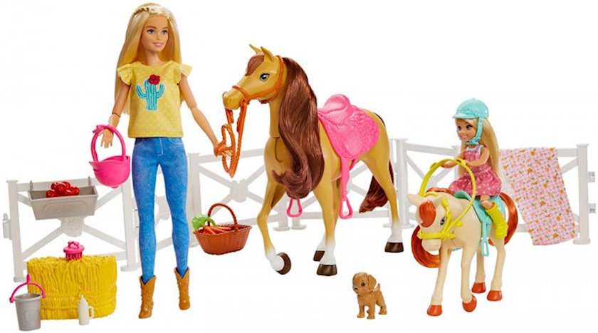 barbie hugs and horses playset