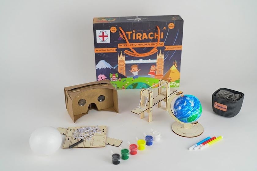 Интерактивный игровой набор İxtiraçı Steam Plus Англия, на английском ...